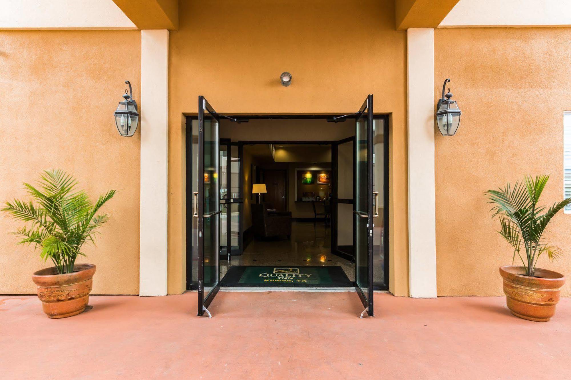 Quality Inn Killeen Near Fort Cavazos Exterior photo
