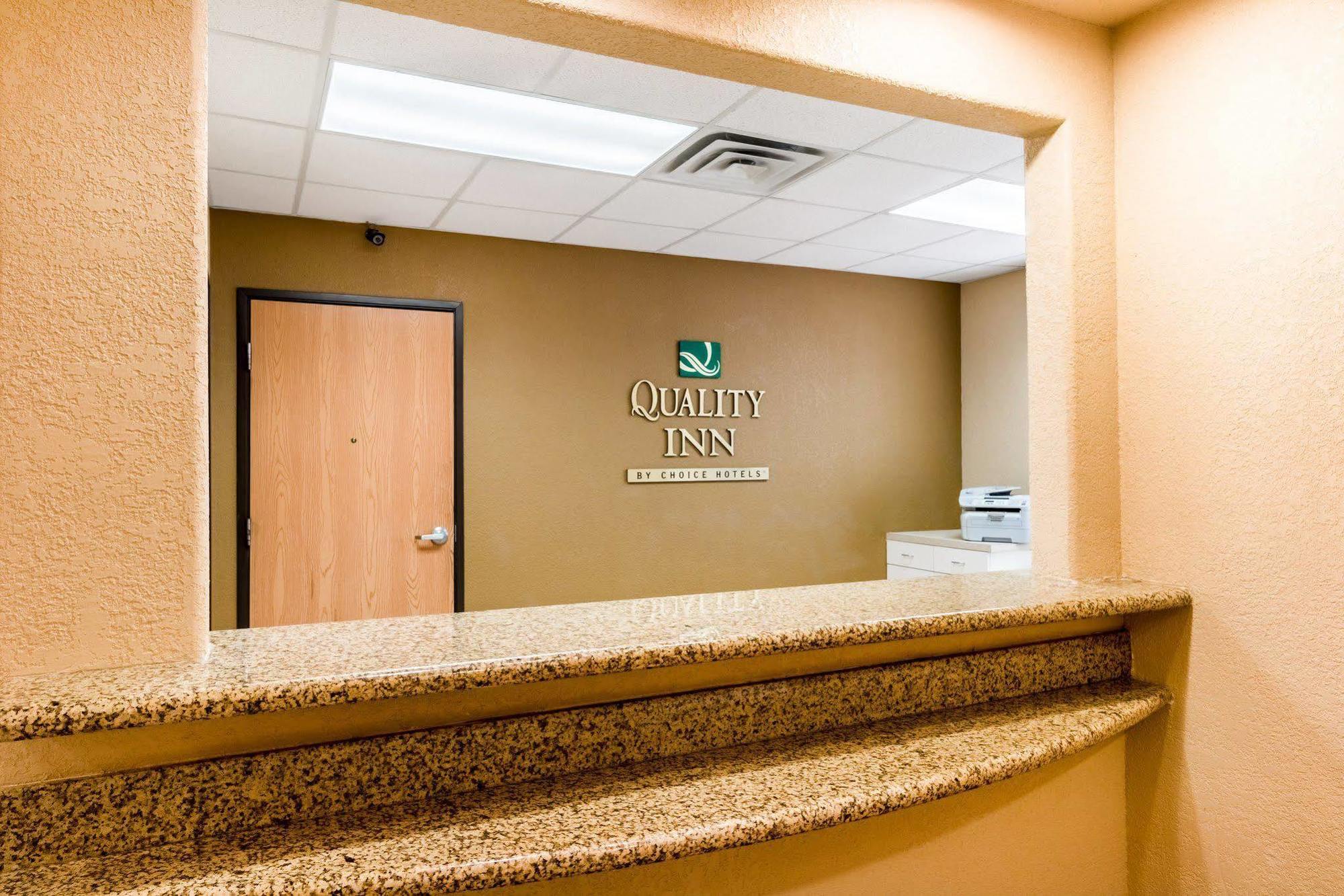 Quality Inn Killeen Near Fort Cavazos Exterior photo